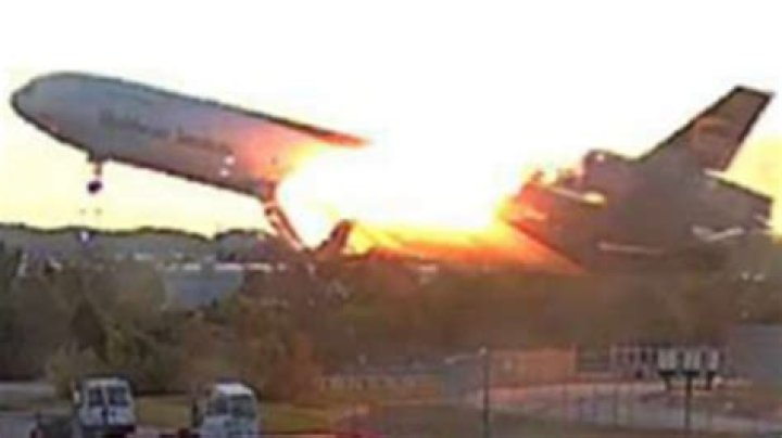 Airplane Crash California: Who Was Shane Garner? Obituary A fatal plane crash occurred during a US Navy training exercise off San Clemente Island