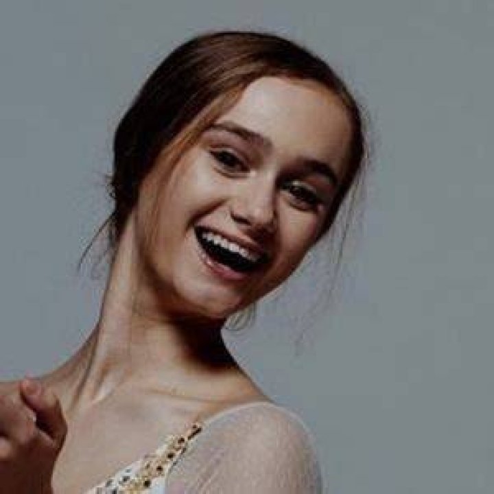 Amber Skaggs Net Worth