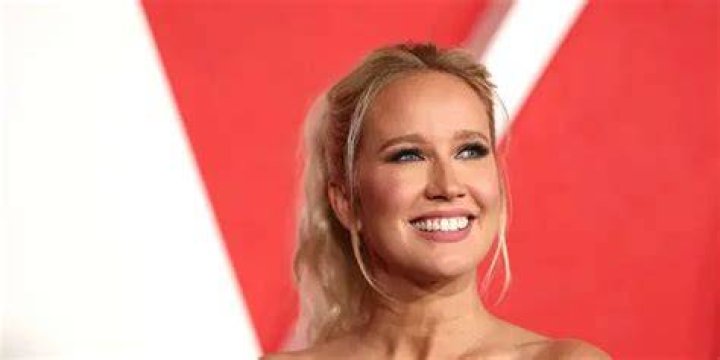 Anna Camp Net Worth – How Much is Camp Worth?