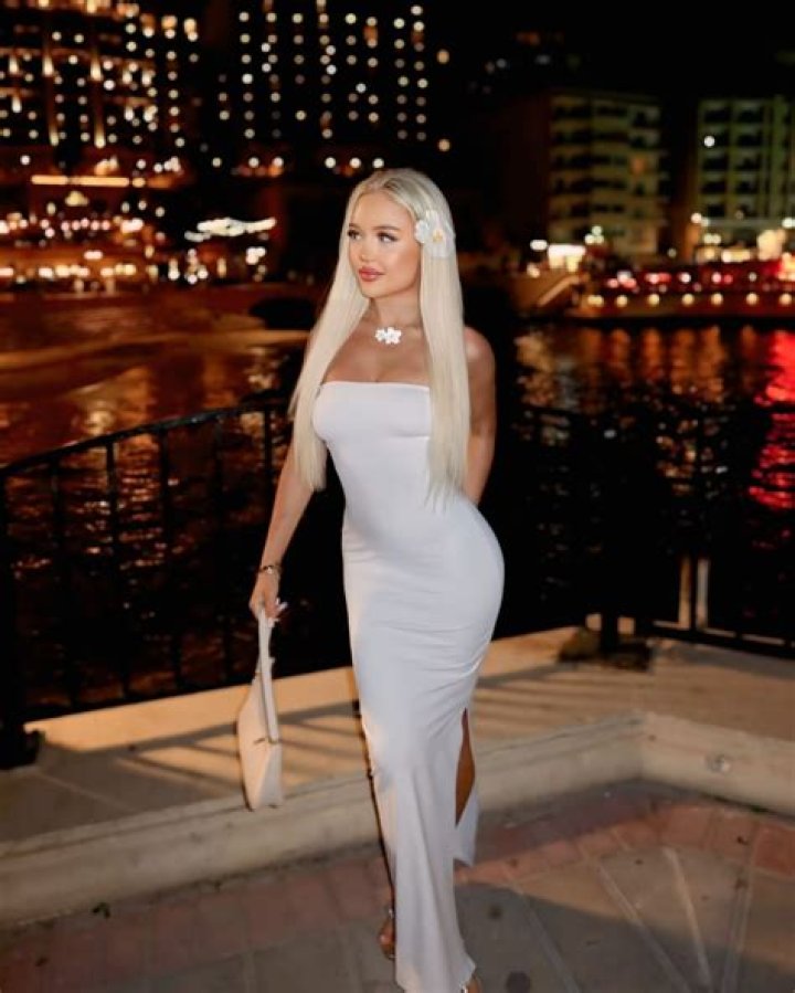 Belle Olivia