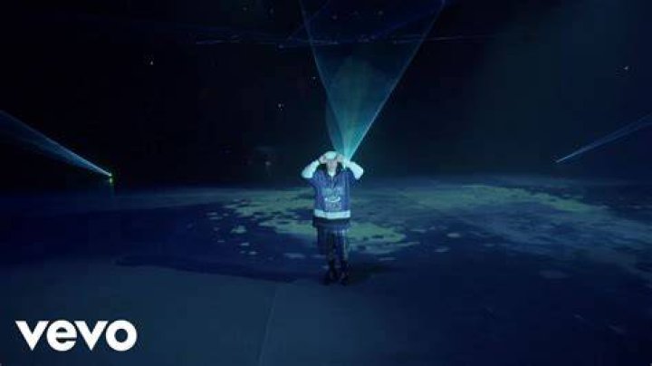 Billie Eilish from Canada | Popnable
