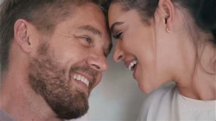 Brett Young - Lady - country songs for moms and daughters