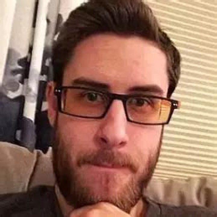 Chuck Dewland Net Worth