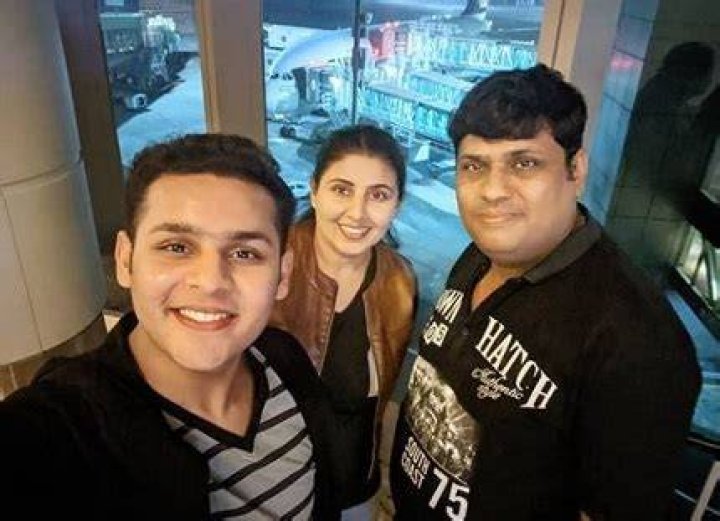 Dev Joshi with his dad Dushyant Joshi and mom Devangna Joshi