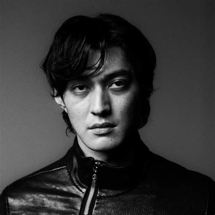 How To Joji - songs like joji gimme love