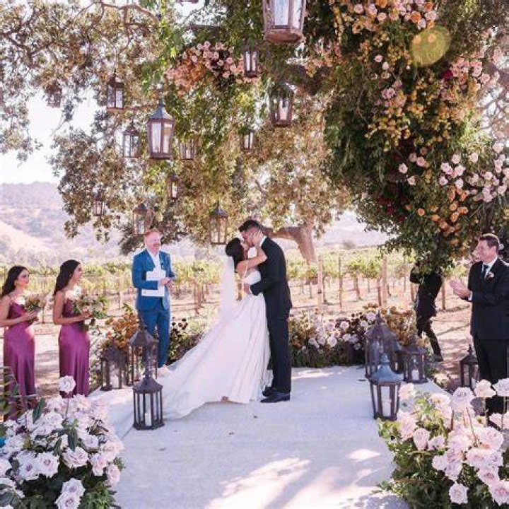 Jesse Tyler Ferguson Marriage