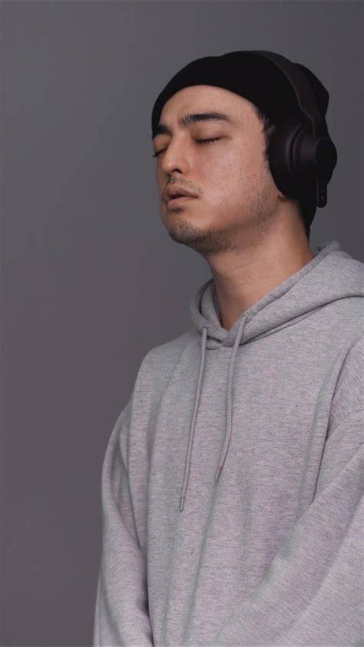 Joji - ATTENTION | A COLORS SHOW - songs like joji yeah right