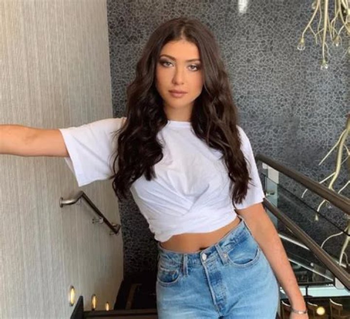 Leah Kate Net Worth - How Much Does Leah Kate Make?