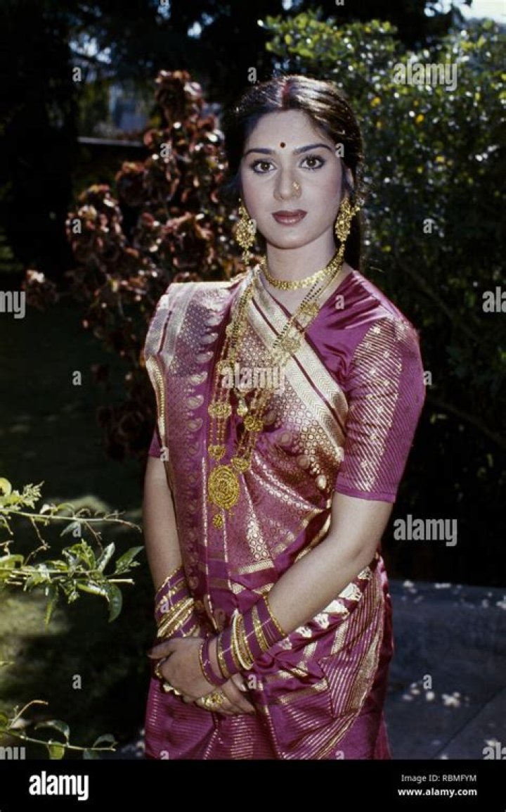 Meenakshi Seshadri