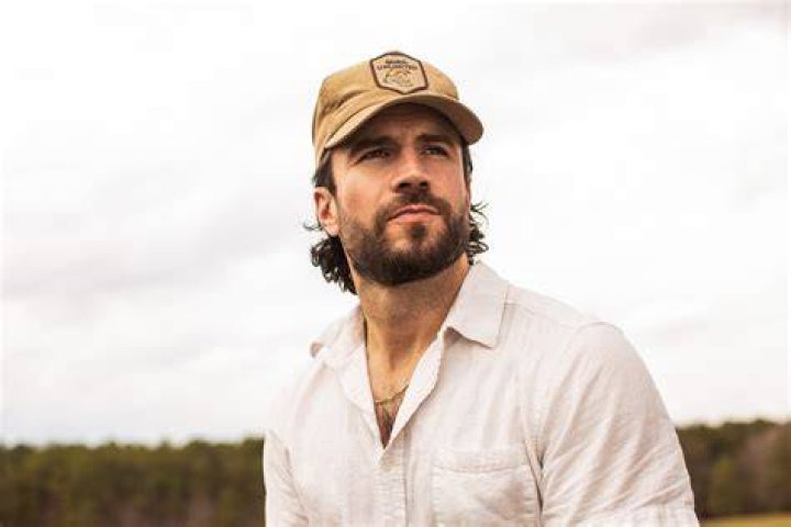 Sam Hunt's Photo