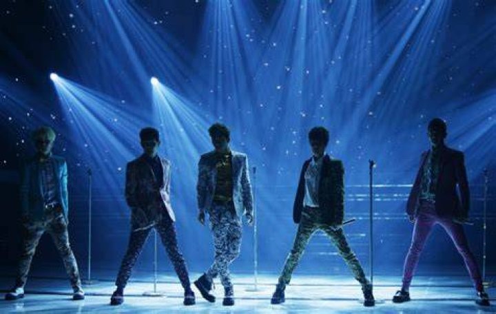 SHINee's 'The Story of Light EP.1' tops iTunes album charts in 36 countries - Top 40 Songs This Week | Top 40 Songs This Week Itunes