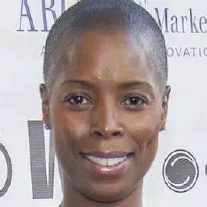 Sidra Smith Net Worth