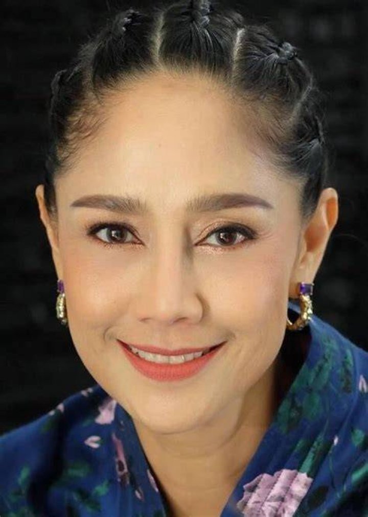 Sinjai Plengpanich Sinjai Plengpanich